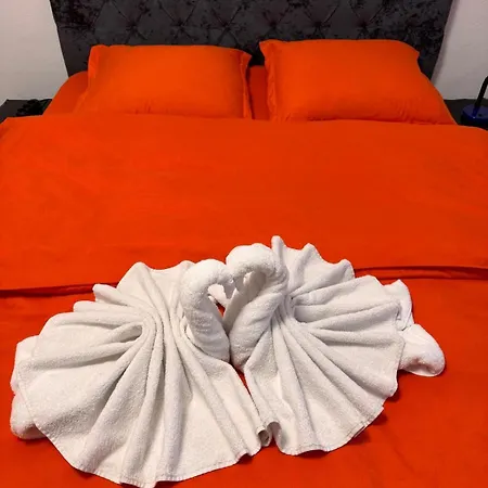 Apartment Linen Tree